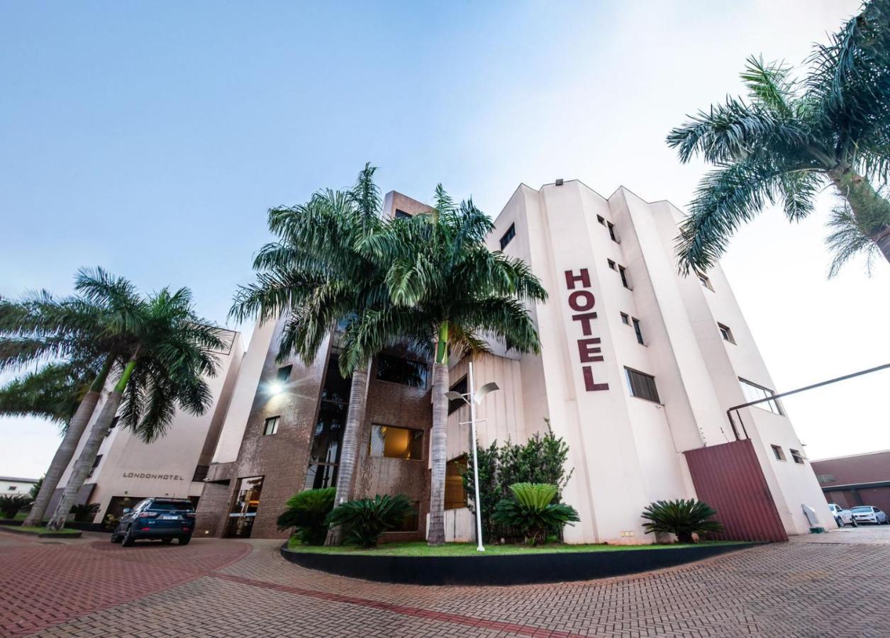London Hotel לונדרינה מראה חיצוני תמונה