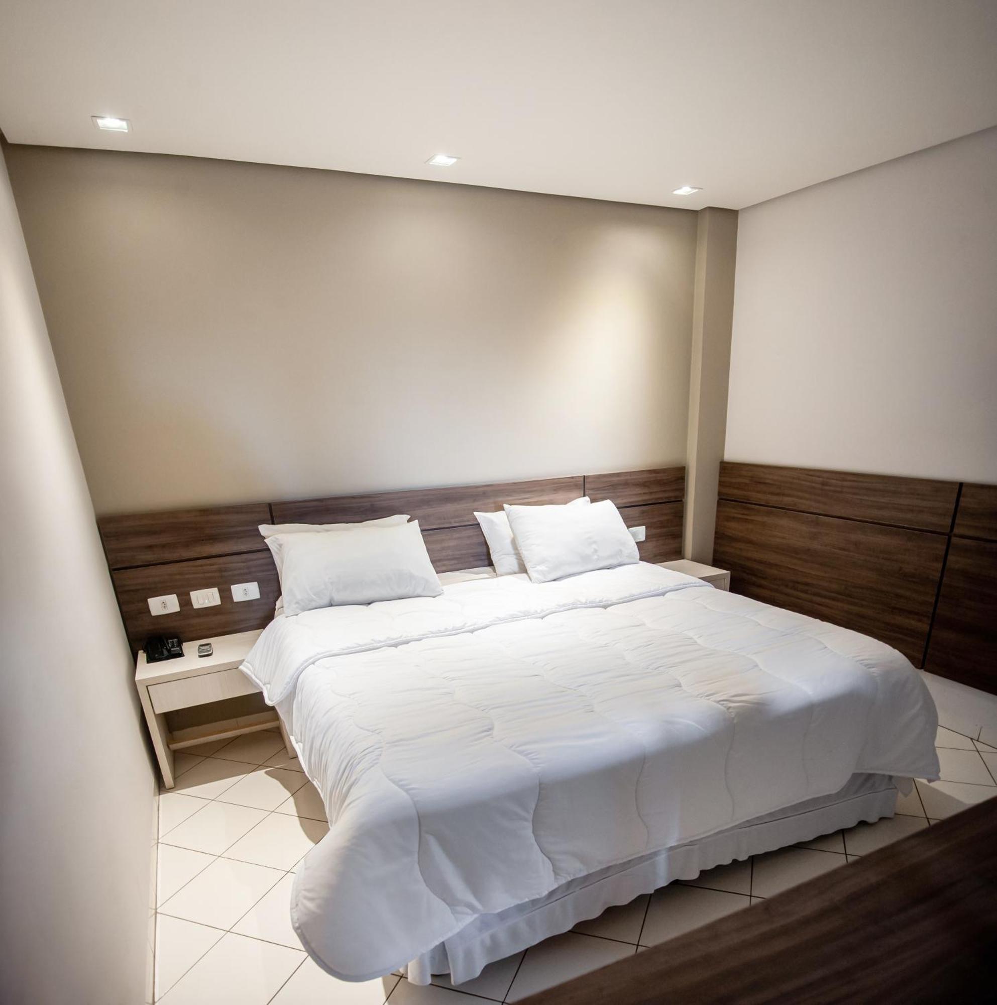 London Hotel לונדרינה חדר תמונה